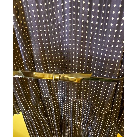 The Limited Navy and White Pleated Dress Plus Size 22W NWT - Picture 6 of 10